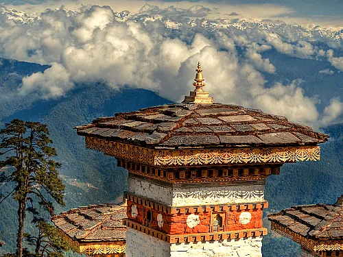 Why Bhutan is called Land of Thunder Dragon?