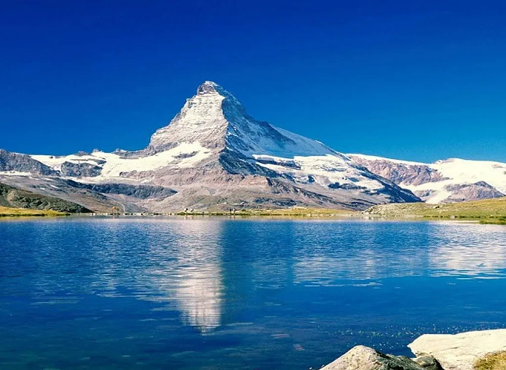 Lake Manasarovar Trip: Dive Into The Tranquility Of Tibet's Sacred Lake