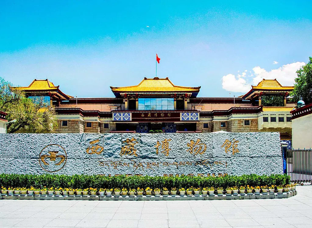 Lhasa Tour Package: Customized Experiences In The Heart Of Tibet