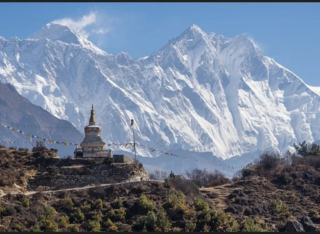 10 Reasons To Choose Everest High Pass Trek