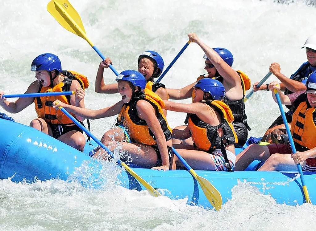 Rafting in Nepal